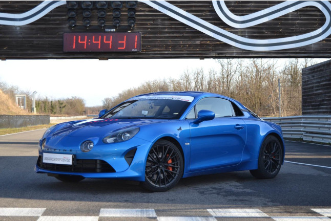 Conduite en Alpine A110S sur circuit (Biltzheim, Haut-Rhin - 68)