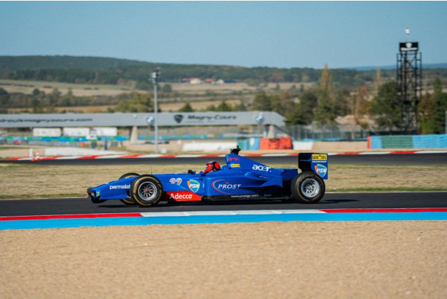 Stage de Pilotage de Formule 1 Argent sur Circuit Club (Magny-Cours - 58)