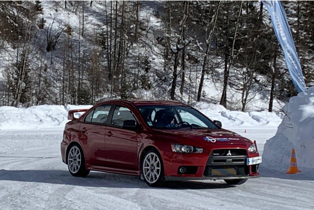 Pilotage sur Glace - Pack 3 Séries de 5 Tours Twingo, Evo X et Nissan 350Z (Tignes, Savoie - 73)