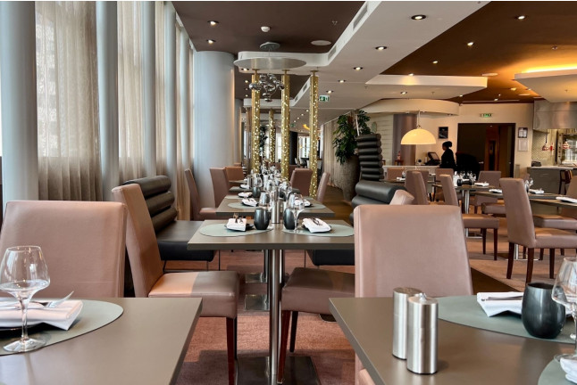 Séjour à l'Hôtel Pullman Paris La Défense 5* (Paris, Île-de-France - 75)