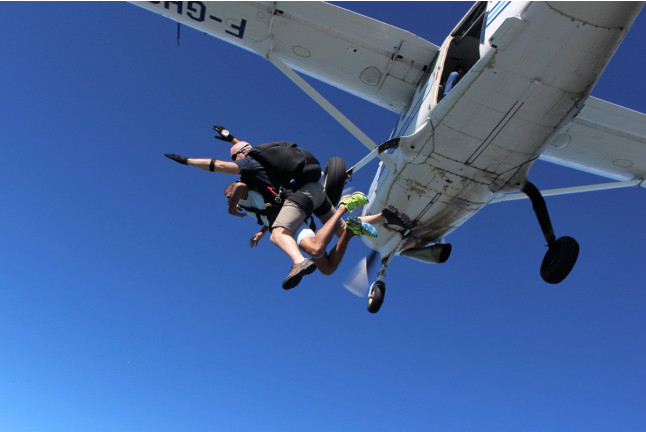 Saut en Parachute Tandem Au Lever du Soleil (Marzy, Nièvre - 58)