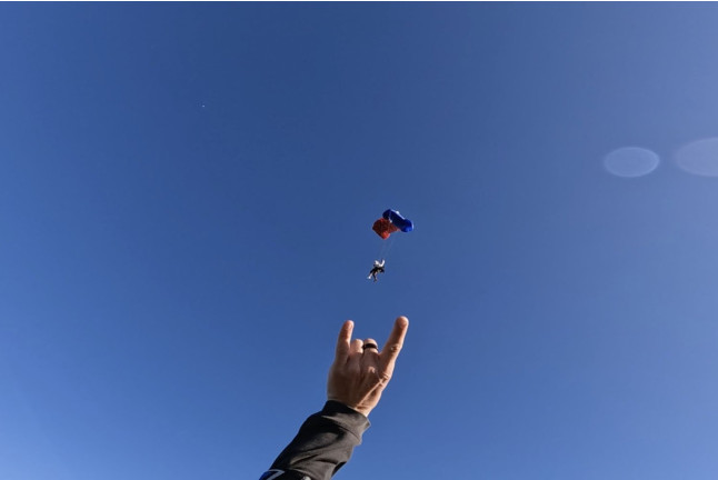Saut en Tandem de 4000 mètres avec Photos ou Vidéos (Lasclaveries, Pyrénées-Atlantiques - 64)