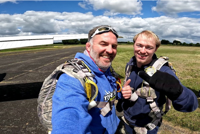 Saut en Parachute Tandem (Tours, Indre-et-Loire - 37)