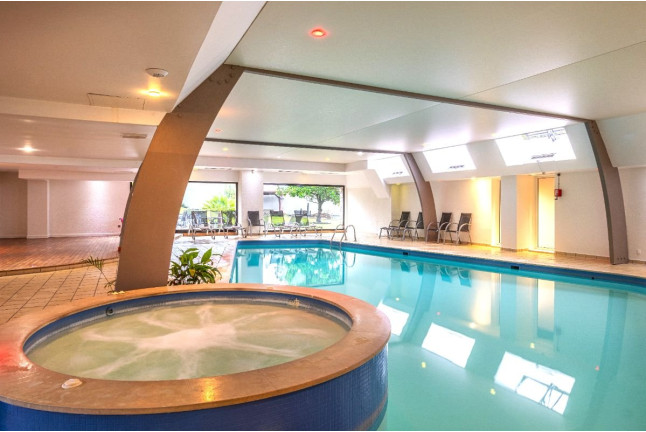 Séjour avec Petit-déjeuner, Accès Illimité au Spa et Sauna Privé au Domaine du Limonay 4* (Saint-Méloir-des-Ondes, Bretagne - 35)