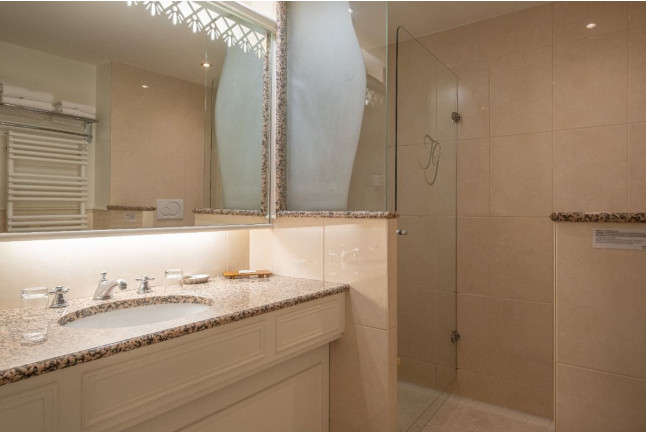 Séjour avec Petit-déjeuner, Accès Illimité au Spa et Sauna Privé au Domaine du Limonay 4* (Saint-Méloir-des-Ondes, Bretagne - 35)