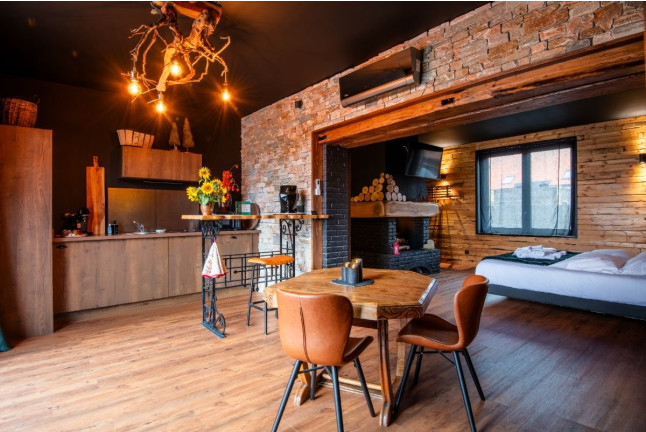 Séjour en Suite “Le Refuge” avec Spa Privatif chez L’Odyssée Inattendue (Etaing, Pas-de-Calais - 62)