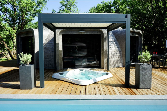 Séjour en Logement Insolite : Nuit dans un Dôme avec Champagne, Accès Spa Privé et Piscine Chauffée (Chartrier-Ferrière, Corrèze - 19)