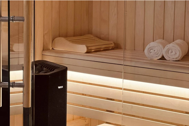 Séjour Romantique en Suite avec Spa Privatif, Petit-déjeuner et Massage à La Clé des Granges 5* (Notre-Dame-de-la-Mer, Yvelines - 78)