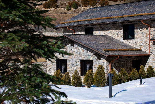 Séjour en Suite Junior avec Petit-déjeuner et Spa Privé à Les Pardines 1819 Mountain Suites & SPA (Andorre)