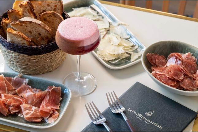 Séjour en Chambre Double avec Petit-déjeuner, Cocktail et Accès Spa Privatif au Petit Beaumarchais Hôtel & Spa 4* (Paris, Île-de-France- 75)