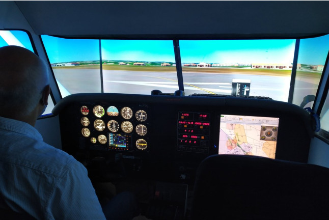 Simulateur de Vol Avion de Tourisme Cessna 172 (Aix-en-Provence, Bouches-du-Rhône - 13)