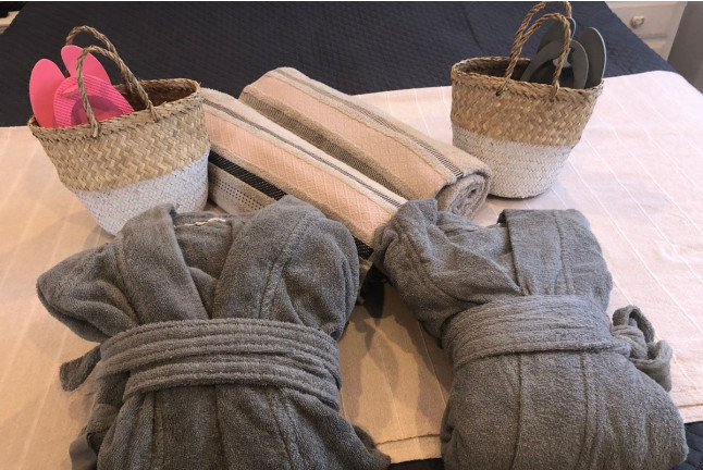 Rituel Spa Détente et Évasion avec Jaccuzi, Massage en Duo et Champagne à la Bulle d'Eden (Bayonne, Nouvelle-Aquitaine - 64)