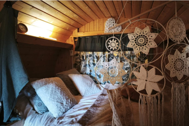 Séjour Insolite dans un Tonneau avec Accès au Spa Privatif au Souffle du Saule (Buhl-Lorraine, Moselle - 57)