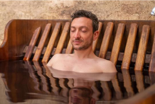 Spa au Vin ou à la Bière Bain de Cléopâtre avec Planche aux Choix au Wine Beer Spa (Bordeaux, Gironde - 33)