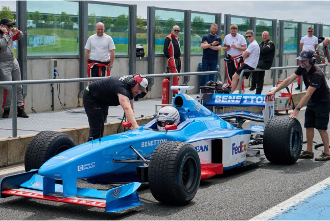 Stage de Pilotage de Formule 1 Bronze - Programme WARM UP sur Circuit Grand Prix (Magny-Cours - 58)