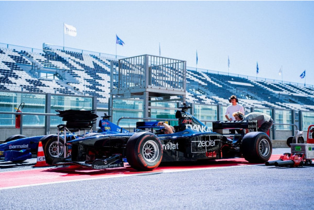 Stage de Pilotage Formule Renault et Baptême Passager F1 Triplace sur Circuit Grand Prix de Barcelone-Catalunya (Espagne)