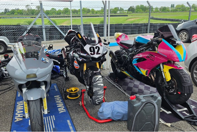 Stage d’Initiation au Pilotage Moto “Super Motard” pour Adultes au Circuit de Guillac (Guillac, Bretagne - 56)