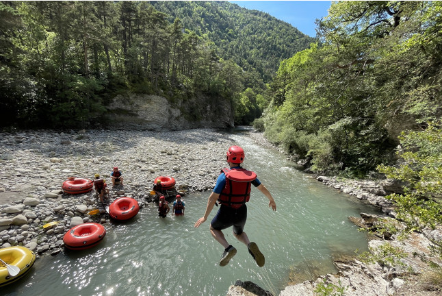 Tubbing dans les Gorges du Verdon (Castellane, Alpes-de-Haute-Provence - 04)