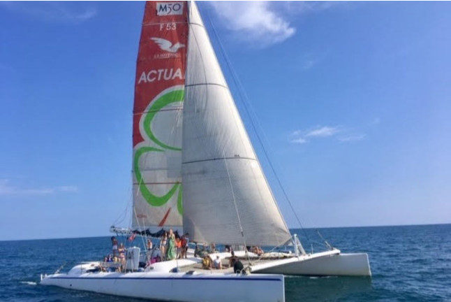 Sortie en Catamaran d’une Demi-Journée (Le Grau-du-Roi, Gard - 30)