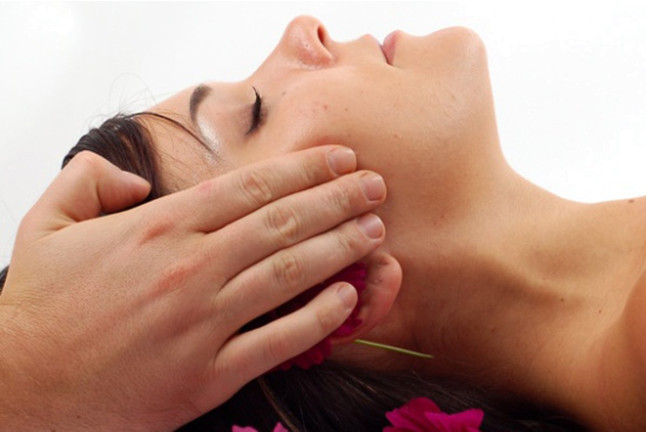 Soin et Massage du Visage aux Fleurs et Fruits de Bali au Natural Spa Institut (Plaisir, Yvelines - 78)