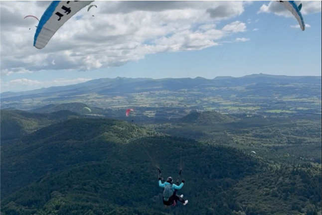 Formule 2 Vols en Parapente Biplace (Orcines, Puy-de-Dôme - 63)