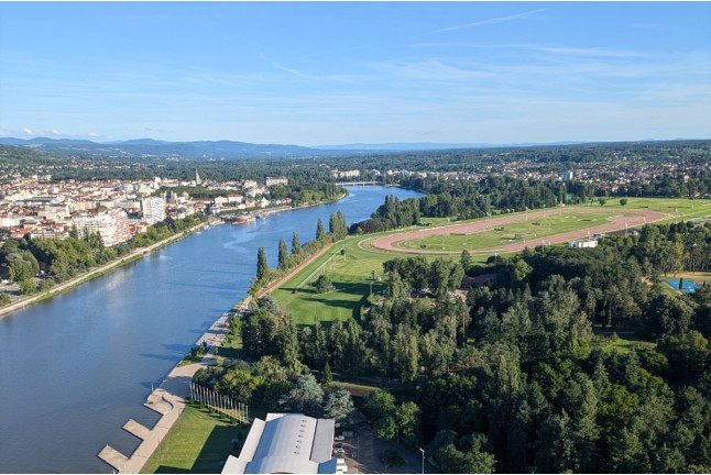 Vol en Montgolfière au-dessus de Besançon et Vesoul (Echenoz-le-Sec, Haute-Saône - 70)