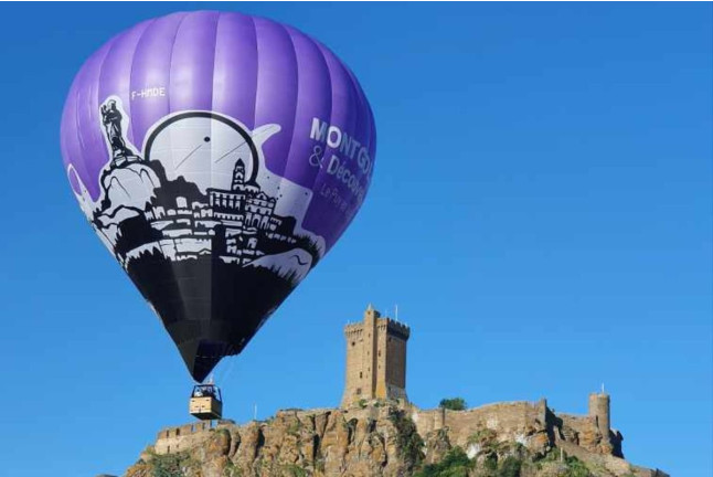 Vol en Montgolfière avec Champagne (Le Puy en Velay, Haute-Loire - 43)