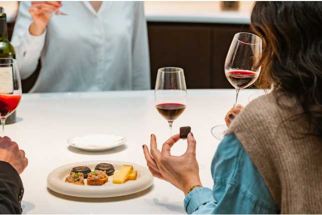Le Wine-Time : Dégustation de Vin et Mignardises en Duo au Château de Ferrand (Saint-Émilion, Gironde - 33)