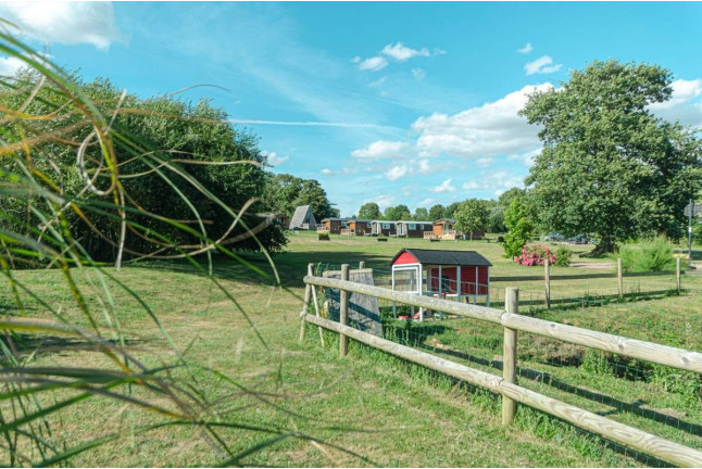 Séjour Insolite : Nuit en Yourte avec Petit-déjeuner à La Ferme des Épis (Ouffières, Calvados - 14)
