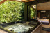 Séjour avec Jacuzzi Privatif au Domaine des Près Verts (Jouey, Côte-d'Or - 21)