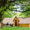 Séjour et Nuit Insolite en Cabane Enchantée avec Petit Déjeuner chez Koadou (Pluméliau, Morbihan - 56)