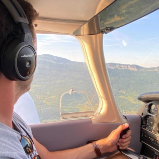 Survol de Besançon en Avion Privé (La Vèze, Doubs - 25)
