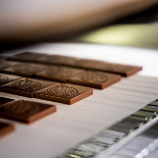 Atelier de Création de Tablettes au Chocolat et Mendiants (Marseille, Bouches-du-Rhône - 13)