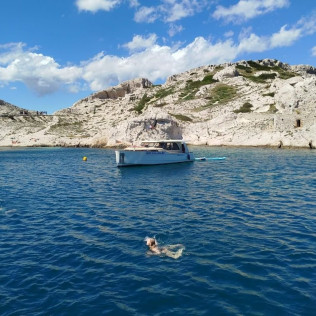 Croisière d’une Journée avec Baignade au Parc National des Calanques (Marseille, Bouches-du-Rhône - 13)