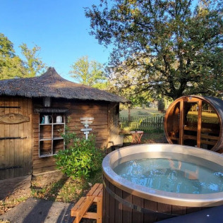 Séjour Insolite en Cabane dans les Arbres “TOI ET MOI”, Accès au Spa Norvégien et Massage Californien / Ayurvédique (Fère-en-Tardenois, Aisne - 02)