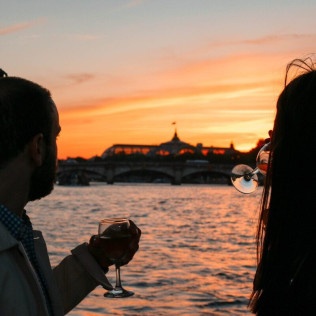 Croisière Privatisée Statue de la Liberté avec Vin et Apéritif (Paris, Île-de-France - 75)
