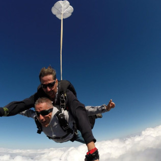 Saut en Parachute Tandem (Domme, Dordogne - 24)