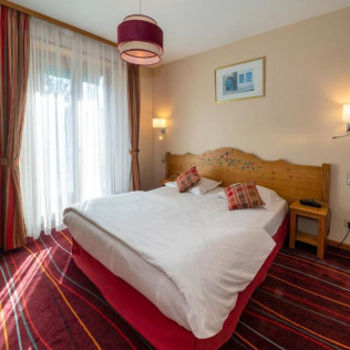 Séjour de 2 Nuits avec Spa, Dîners et Dégustation de Vins d'Alsace à l'Hôtel du Parc (Niederbronn-les-Bains, Bas-Rhin - 67)