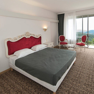 Séjour de 2 Nuits avec Spa, Dîners et Dégustation de Vins à L'Alexain Hôtel et Restaurant 3 Épis (Niedermorschwihr, Haut-Rhin - 68)
