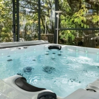 Séance de Jacuzzi au Spa Solina (Corneilhan, Hérault - 34)