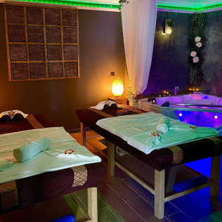 Massage aux Huiles Aromatiques au Ban Naa Spa (Brou-sur-Chantereine, Seine-et-Marne - 77)