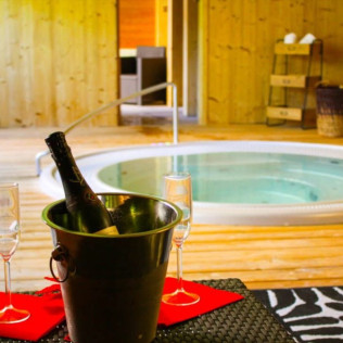 Séjour Romantique avec Petit-Déjeuner et Accès au Spa à La Résidence les Thermes Côté Chalet (Thonon-les-Bains, Haute-Savoie- 74)