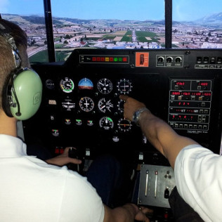 Simulateur de Vol Avion de Tourisme Cessna 172 (Aix-en-Provence, Bouches-du-Rhône - 13)