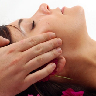 Soin et Massage du Visage aux Fleurs et Fruits de Bali au Natural Spa Institut (Plaisir, Yvelines - 78)