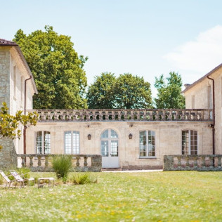 Visite Privée et Dégustation de Vins en Duo au Château de Ferrand (Saint-Émilion, Gironde - 33)