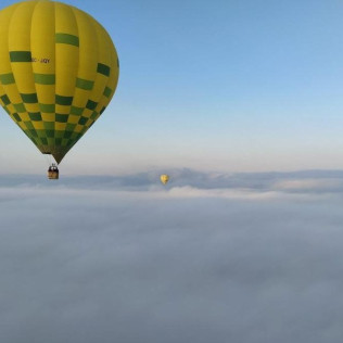 Vol en Montgolfière avec Champagne (Cerdagne, Espagne)