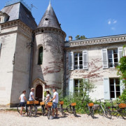 Balade en Vélo avec Visite de Châteaux et Dégustation de Vins à Bordeaux (Gironde- 33)