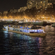 Dîner-Croisière Festif sur la Seine (Paris, Île-de-France - 75)