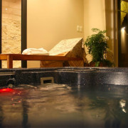 Accès au Hammam et Jacuzzi avec Massage Polynésien pour deux au Spa Esprit d'Ailleurs (Baillargues, Hérault - 34)