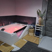 Escapade Marine avec Jacuzzi et Massage à Naturalia Institut et Spa (Saint-Gély-du-Fesc, Hérault - 34)